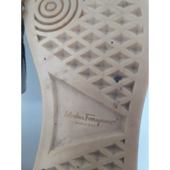 Salvatore Ferragamo Tropical Print Slip-On Sneakers - Picture 11 of 12